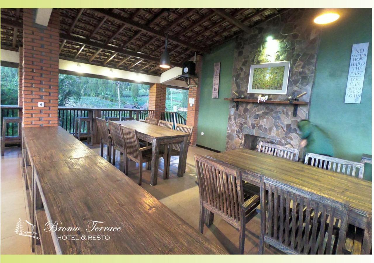 Bromo Terrace Hotel Екстериор снимка